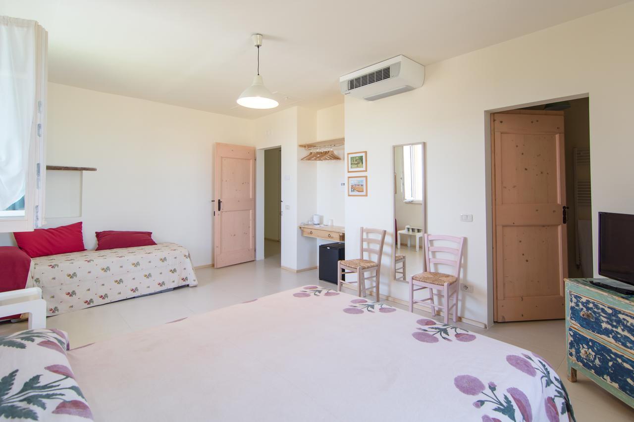 B&B Villa Olesia Ostra Екстериор снимка
