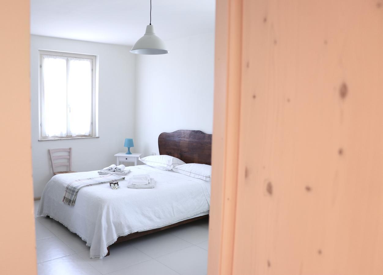 B&B Villa Olesia Ostra Екстериор снимка